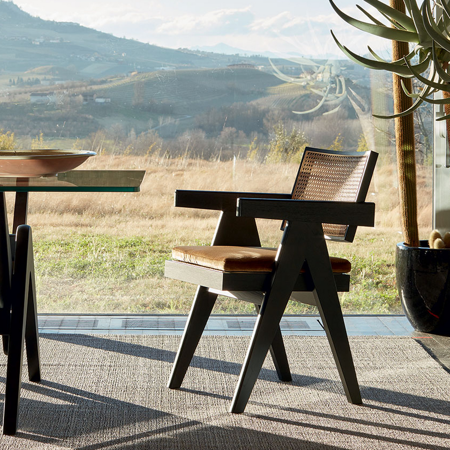 SAINCH Rattan Dining Chair, Solid Wood Frame