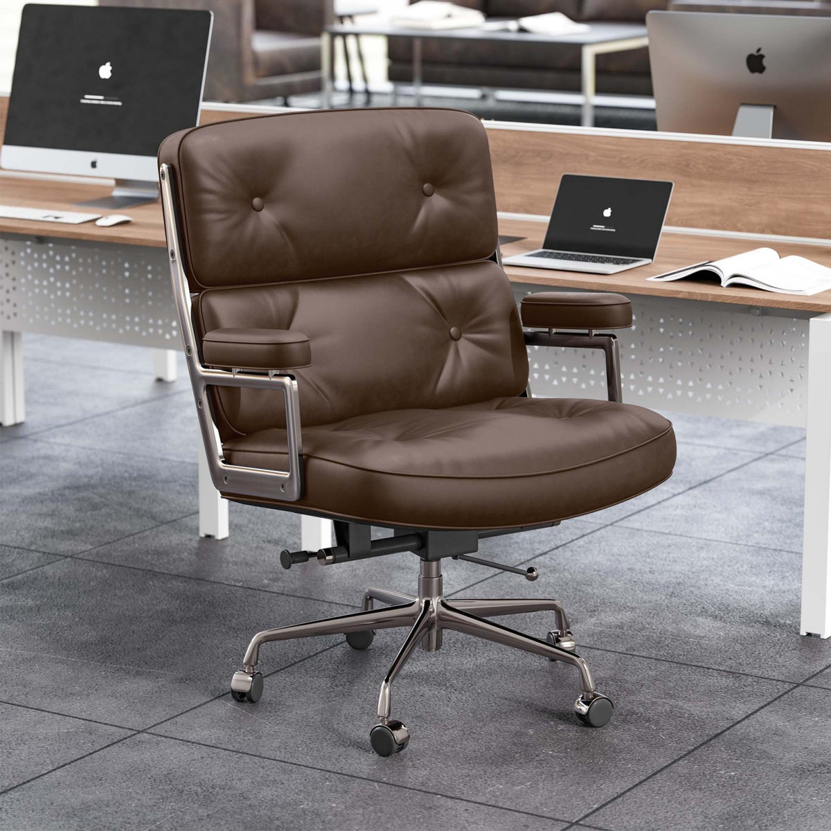 SAINCH adjustable office chair at 90 degree upright position for focused desk work